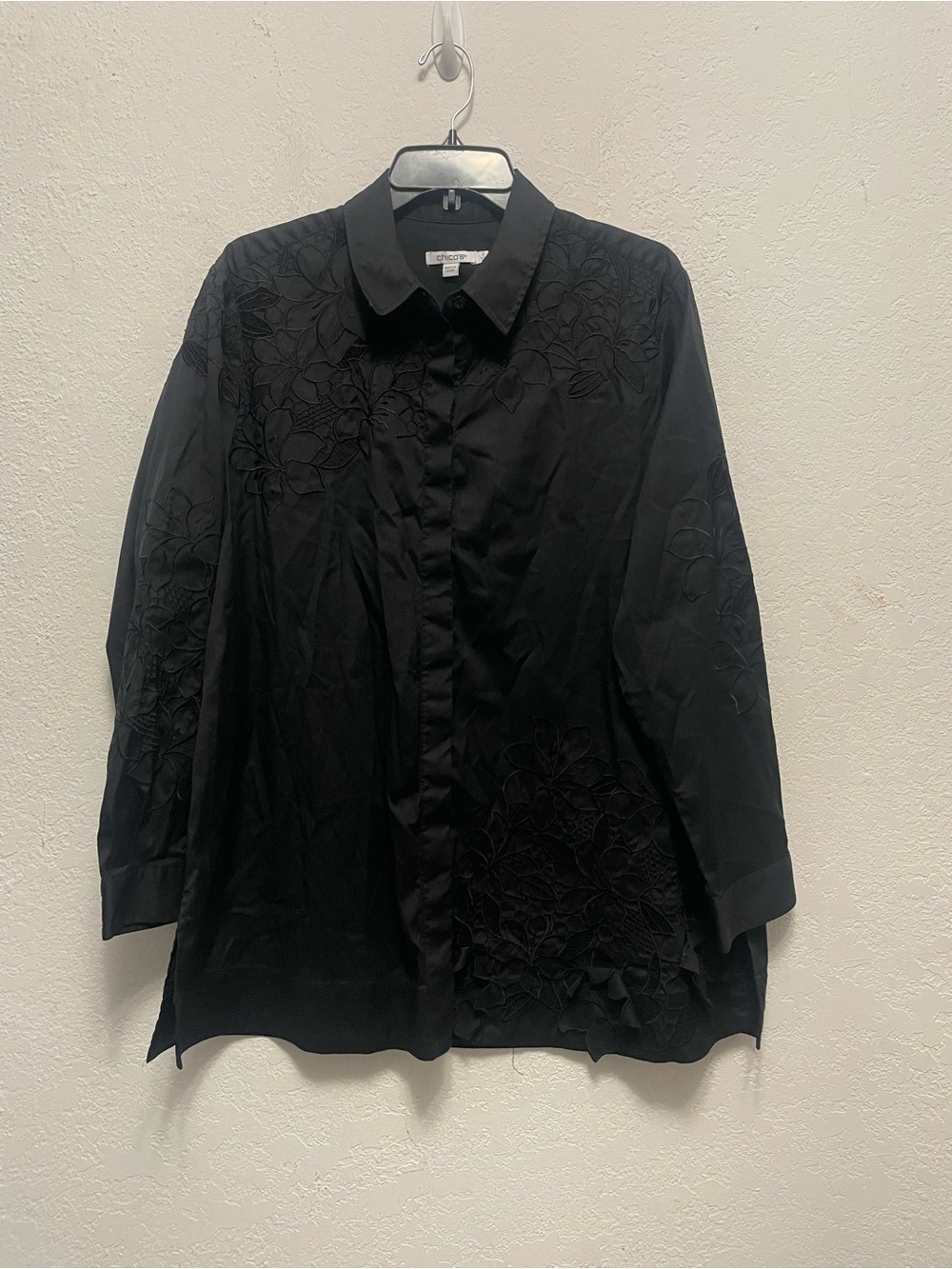 Chico’s 3 US 16 Black Poplin Lace long sleeve button up tunic